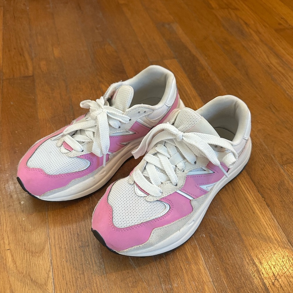 pink limited edition new balance 57/40 sneakers